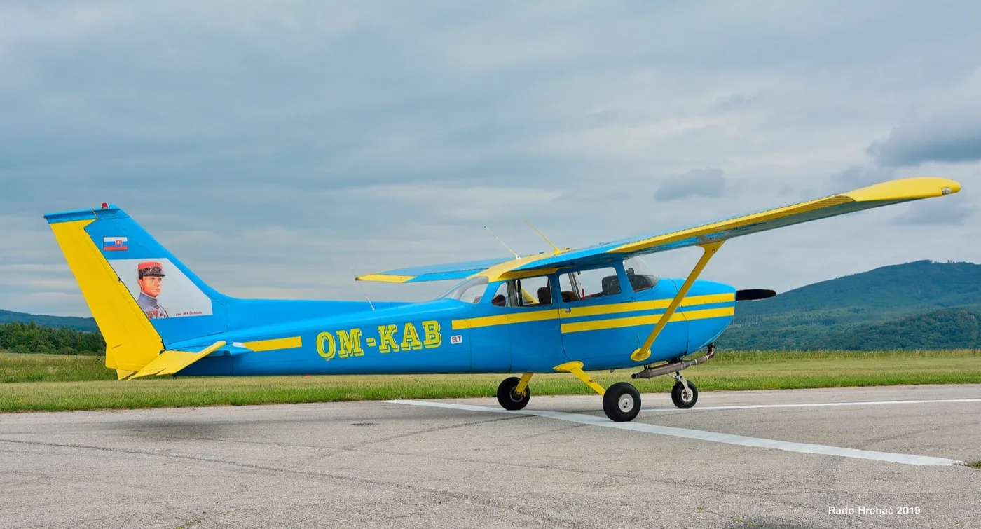 Cessna 172M v lете